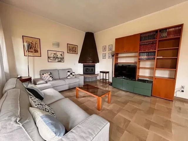 Séjour - Villa with Garden in Forte Dei Marmi Centre
