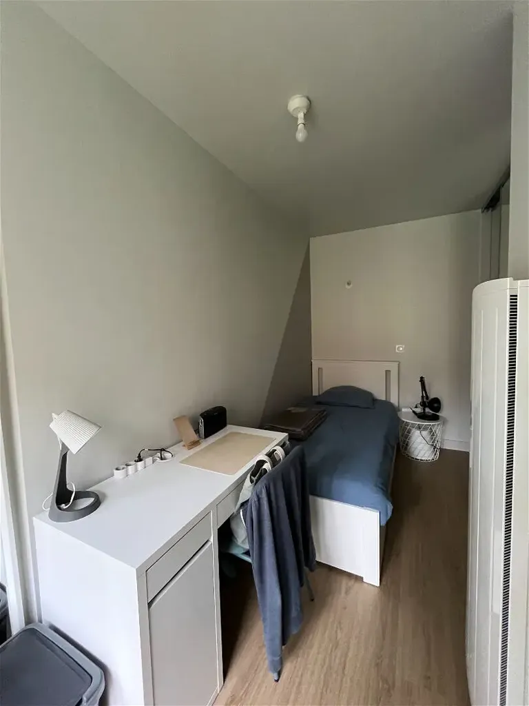 Bedrooms - 6-Piece Building with Multiple Rentals in Poitiers