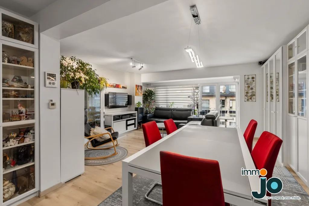 Salle à manger - Appartement 2 Chambres avec Terrasse au Centre d'Ostende