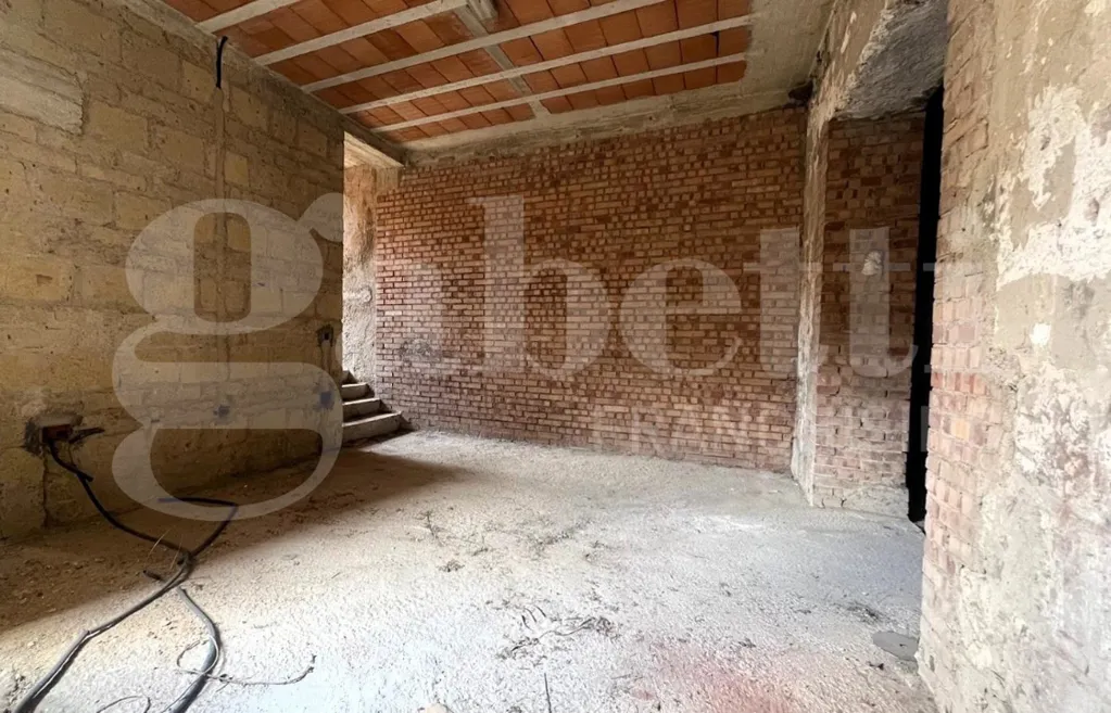Pièces - Independent House with Outdoor Space in Calvi Risorta