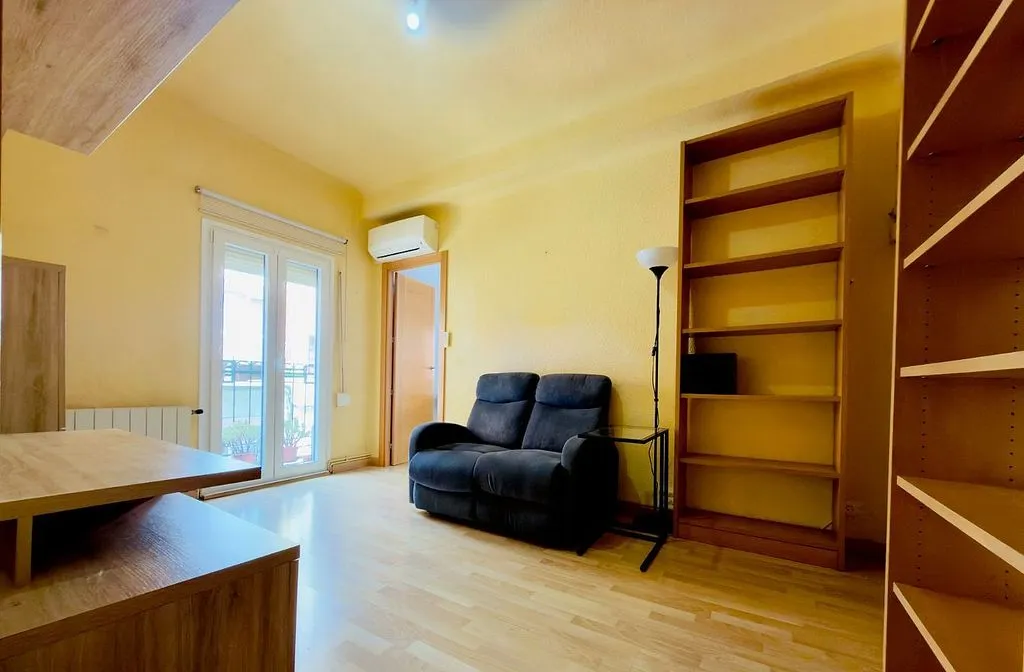 Camere da letto - T2 Flat with Balcony in Pradolongo