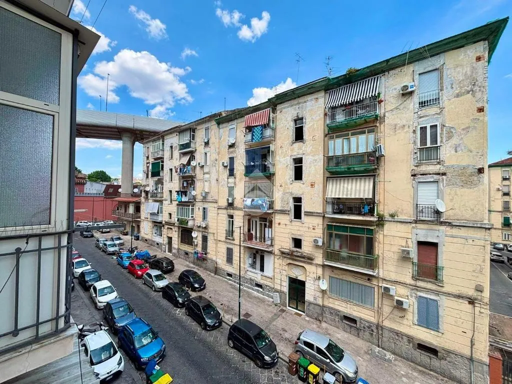 Balcon - Modern Flat with Balconies in Poggioreale, Naples