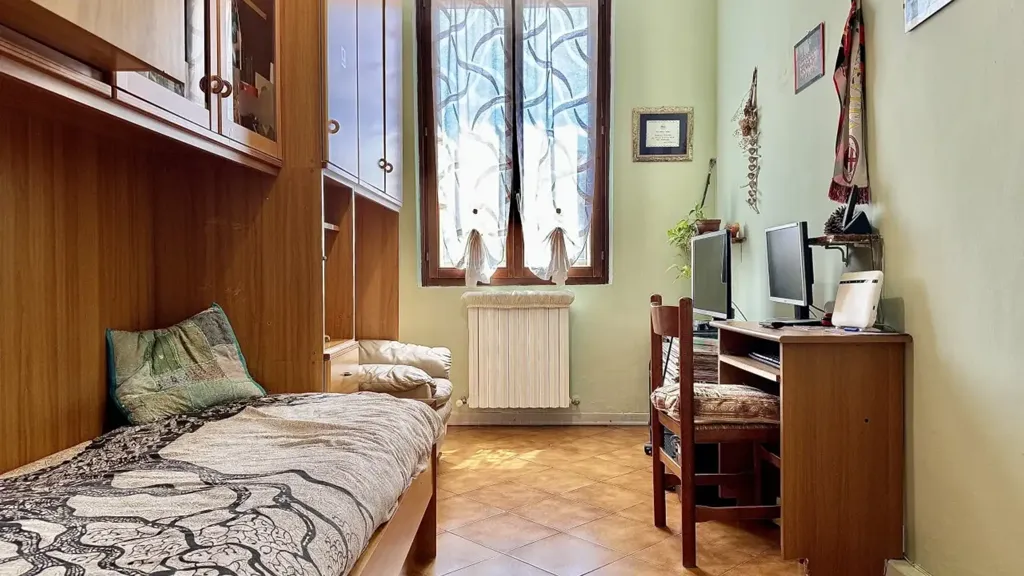 Chambres - 3-Bed Apartment with Veranda in Parma