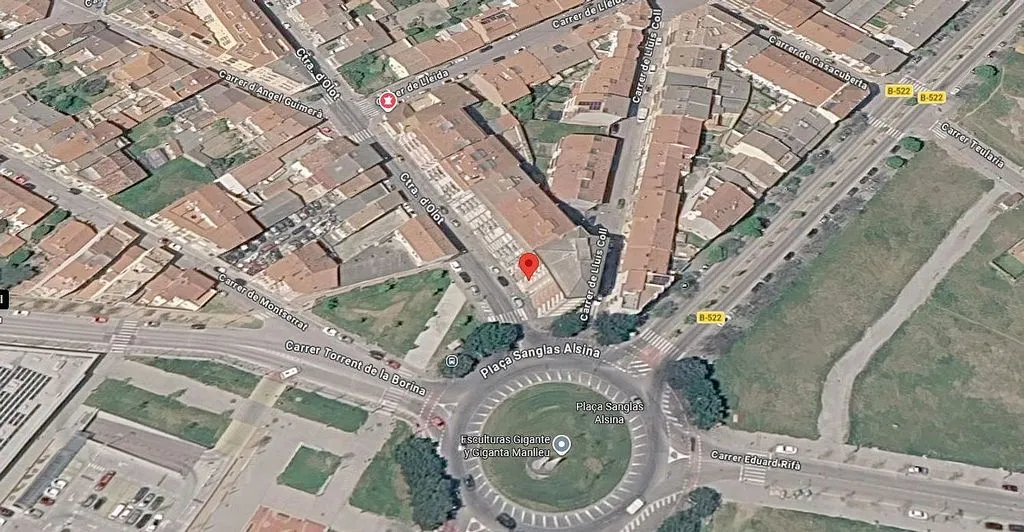 Penthouse with Terrace in Manlleu