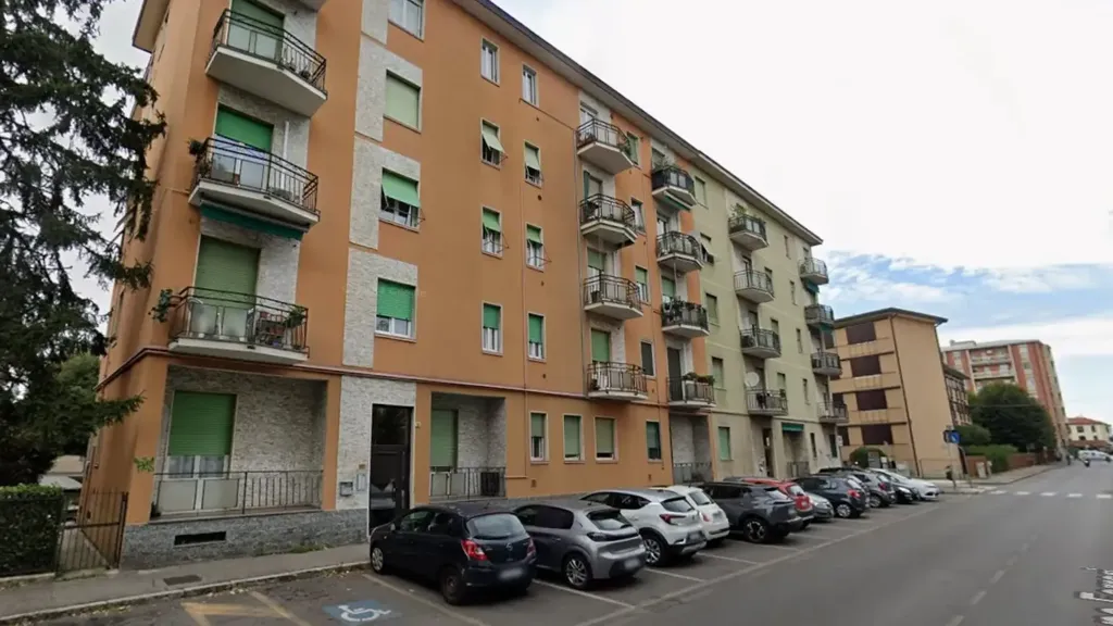 Välivaade - Fully Furnished Flat with Ascender in Monza