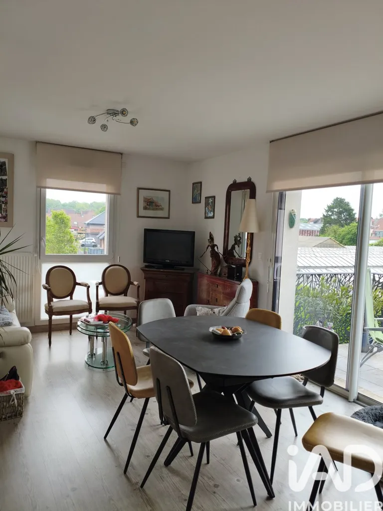 Elutuba - Modern Flat with Balcony in Neuville-en-Ferrain