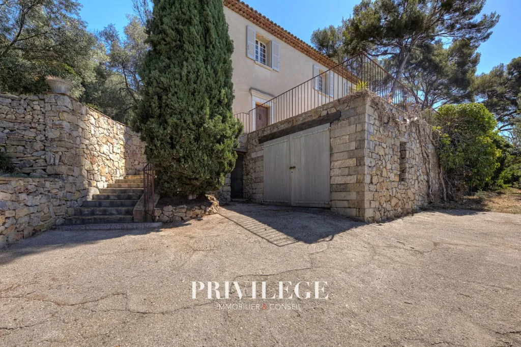 Extérieur - Villa avec échappée mer à Ollioules