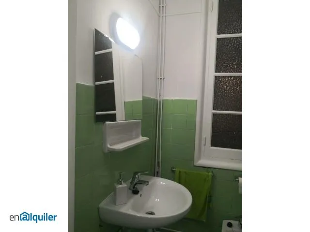 Vannitoad - Furnished Flat with Balcony in Gros