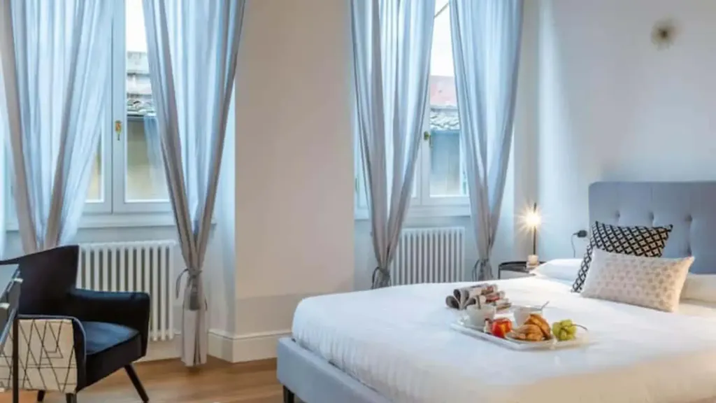Modern Furnished Studio in Florence Centre
