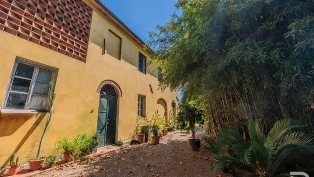 Aed - Historic Villa with Garden in Lucca