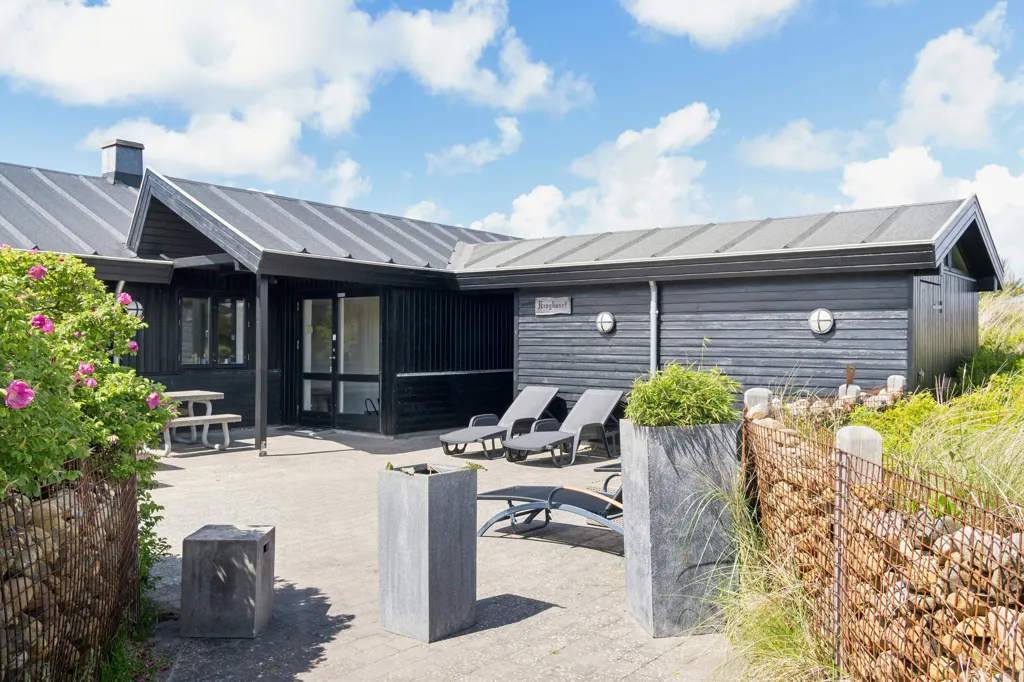 Välivaade - Cottage with Sea View in Søndervig