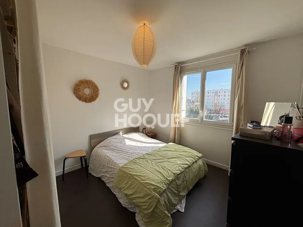 Magamistoad - 4-Piece Apartment with Parking in Tours