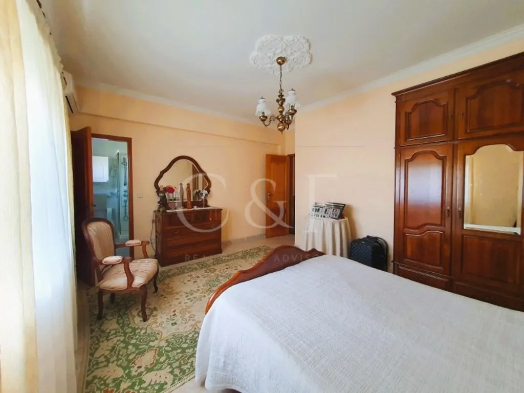 Magamistoad - Luxury House with Garden in Seixal