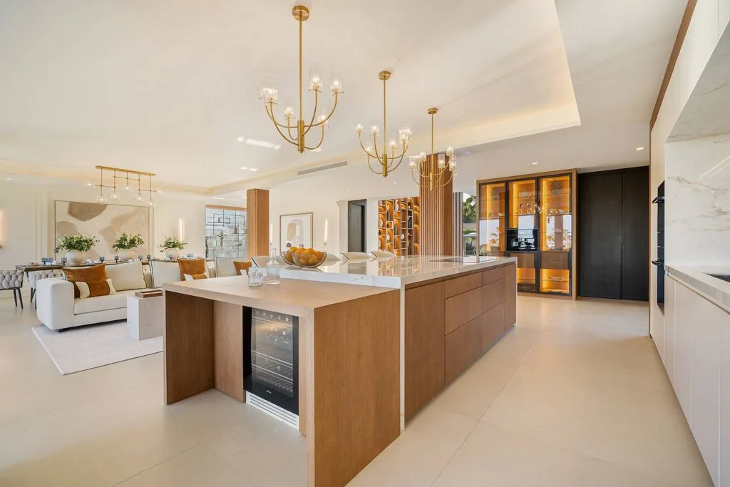 Cuisine - Luxury Villa with Infinity Pool in Marbella