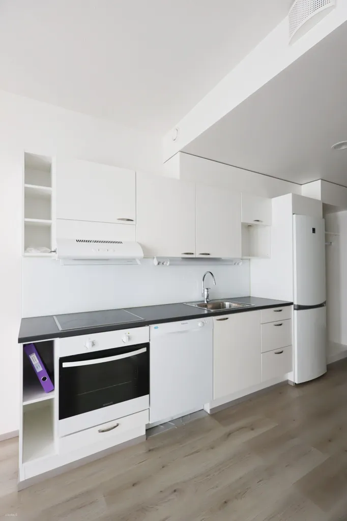 Kitchen - Studio Flat with Balcony in Kupittaa, Turku