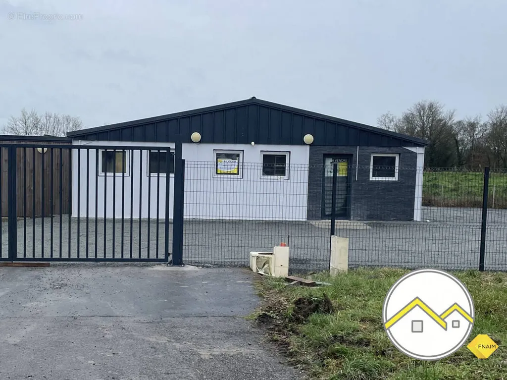 Exterior - Workshop with Climatisation in Riaille
