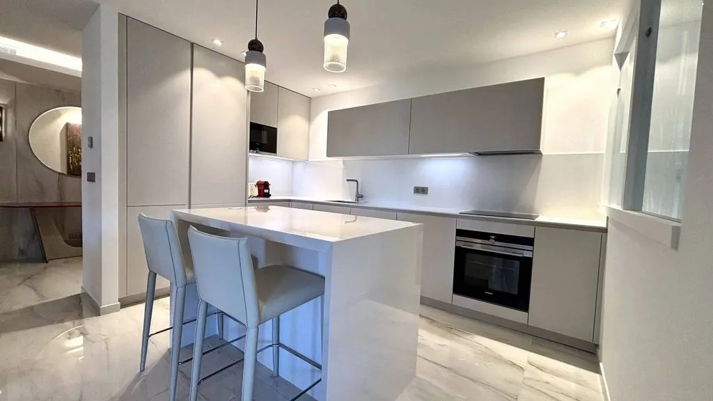Köök - 2-Bedroom Apartment with Sea View in Cannes Croisette