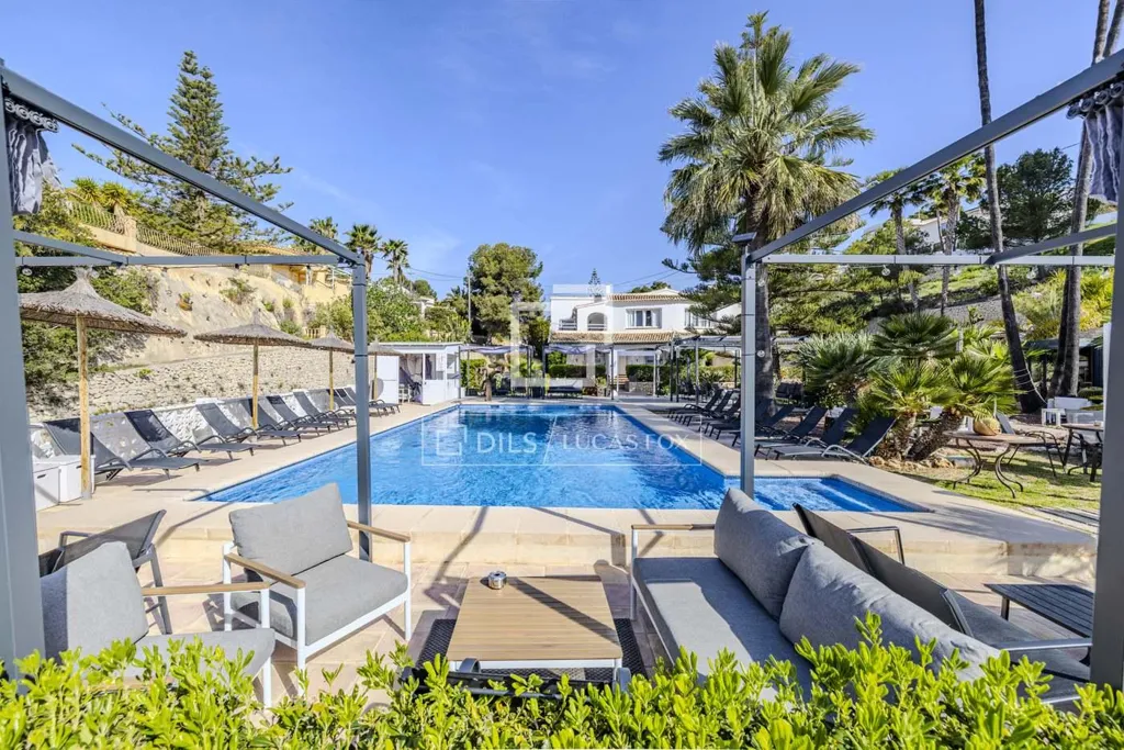 Bassein - Refurbished Boutique Aparthotel with Pool in Benissa