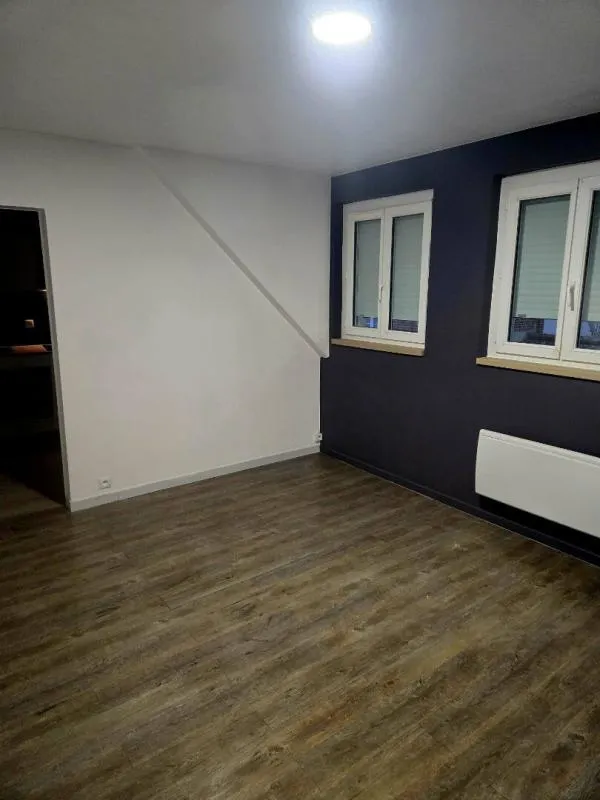 Pièces - Studio Lumineux en Centre-ville à Noyon