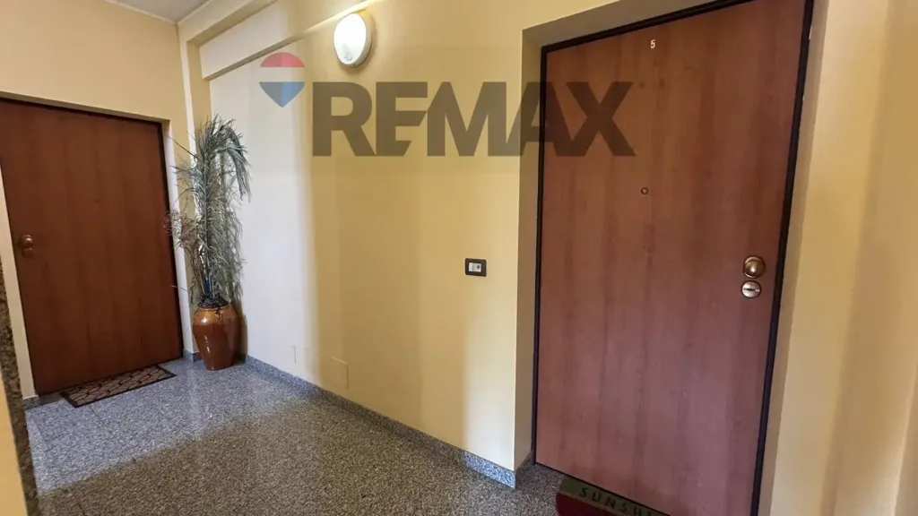 hallway_entrance
