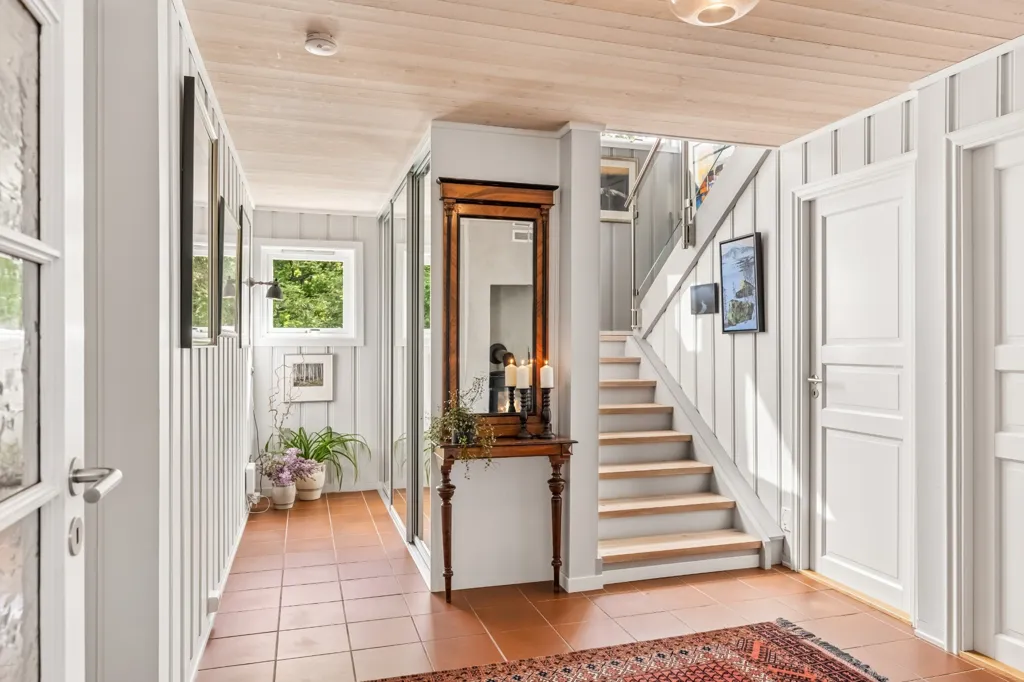 Entrée - Architect-Designed House with Sea View in Larvik