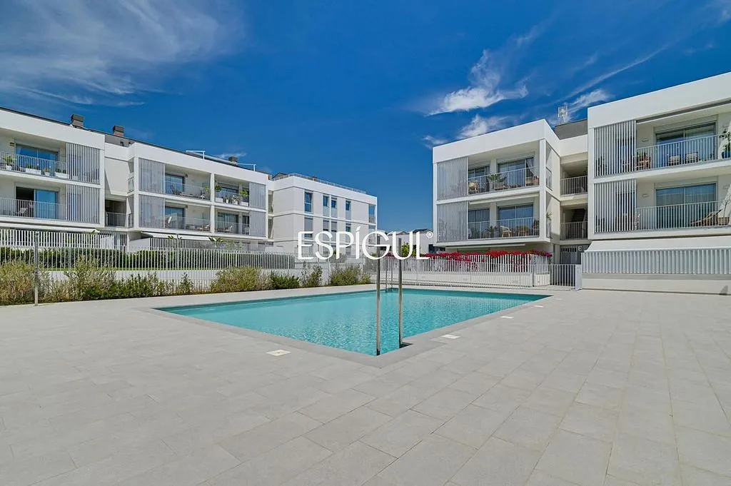 Piscine - New Flat with Pool and Terrace in El Masnou