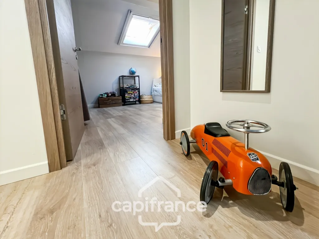 Magamistoad - Contemporary House with Pool in La Garde