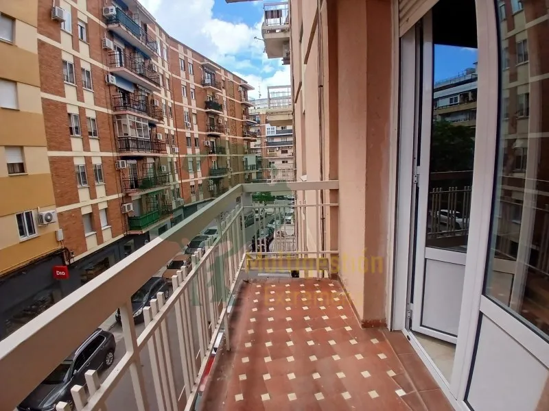 Balcone - Apartment with Lift in Nuevo Oeste, Cáceres