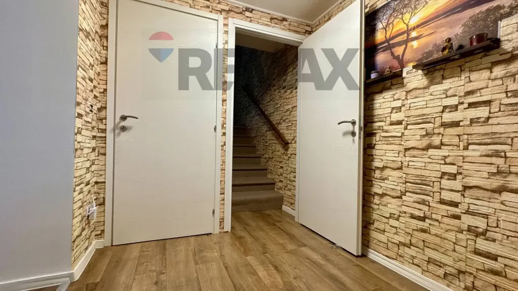 Esik - Fully Rented House with Garden in Paularo