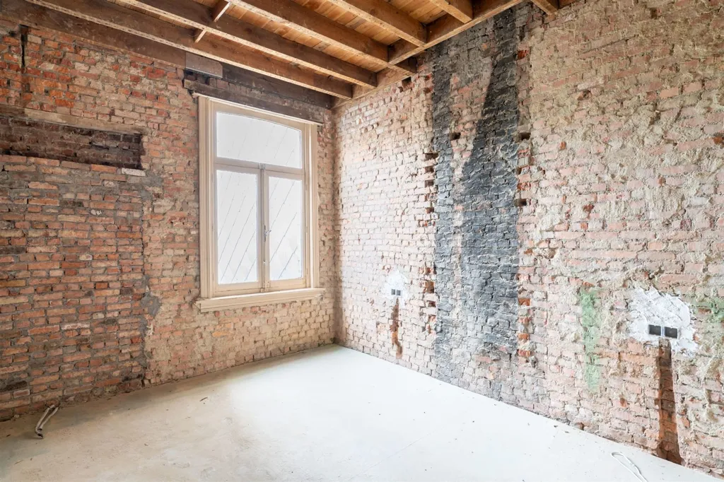 Rooms - House for Renovation with Garden in Antwerp