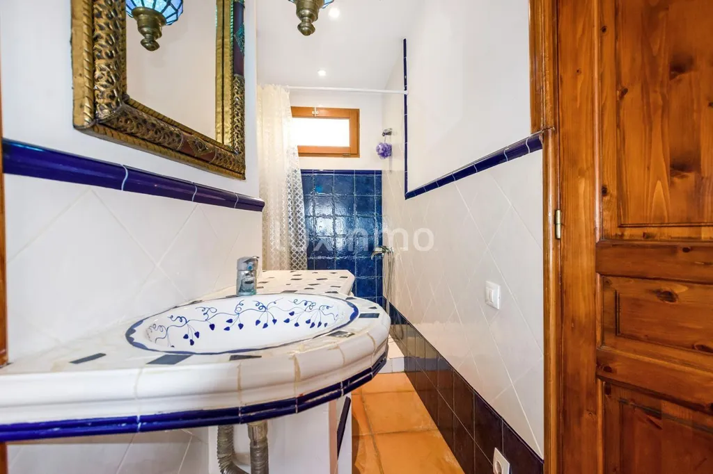 Salles de bain - Detached House with Sea Views in El Campello