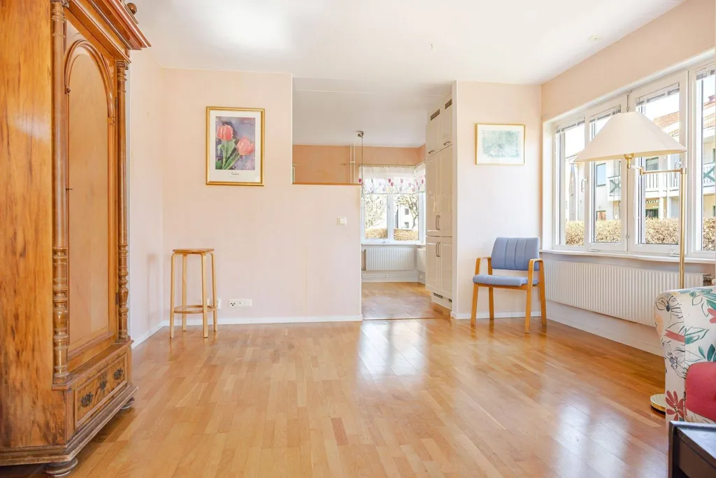 Séjour - Apartment with Garden Access in Vadstena