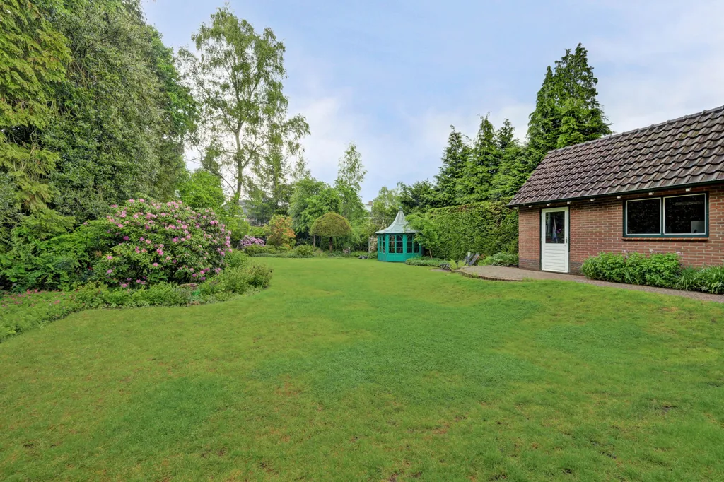 Jardin - Villa with Mature Trees in Ugchelen