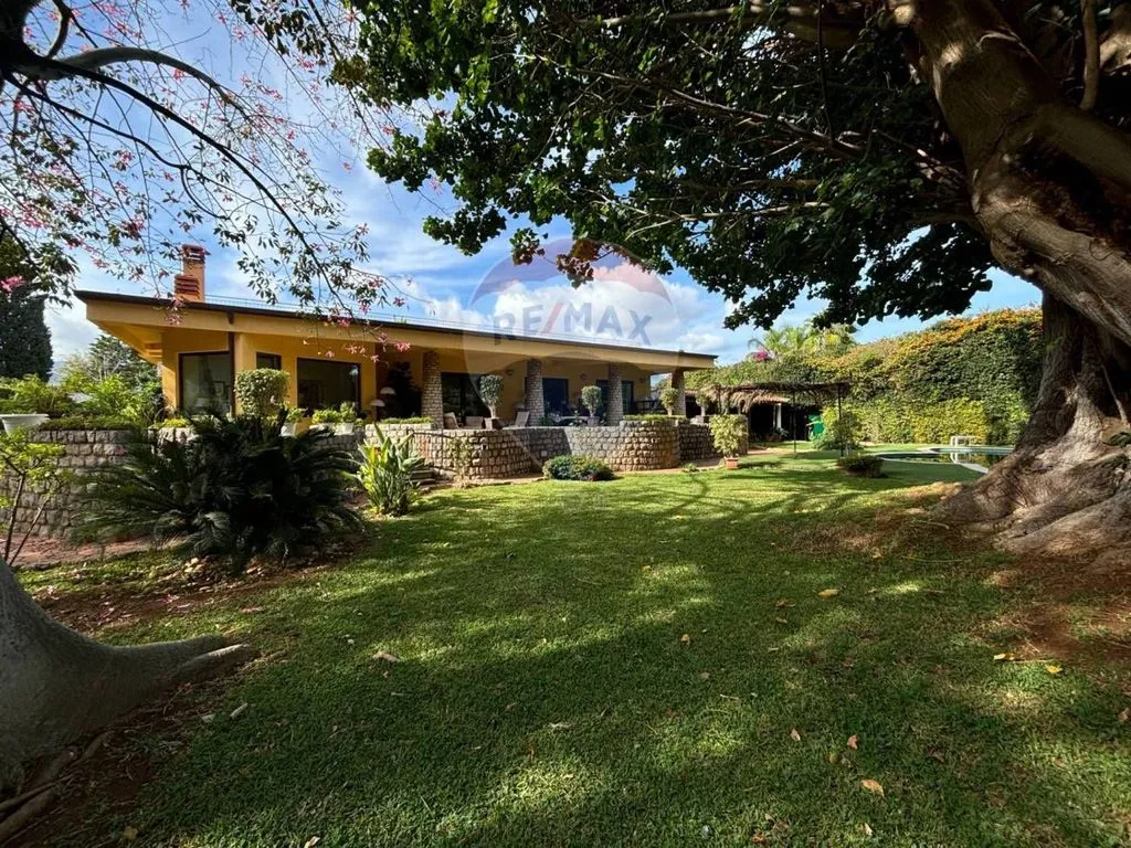 Aed - Luxury Villa with Pool in Mondello, Palermo