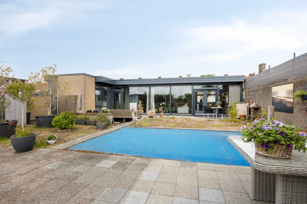 pool_area