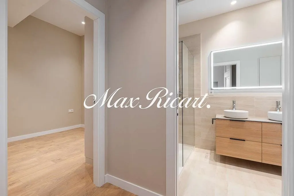 Salles de bain - Apartment with Balcony in La Dreta de l'Eixample