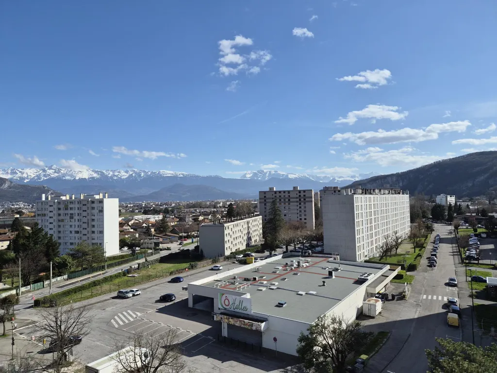 Rõdu - Apartment with Mountain View in Grenoble