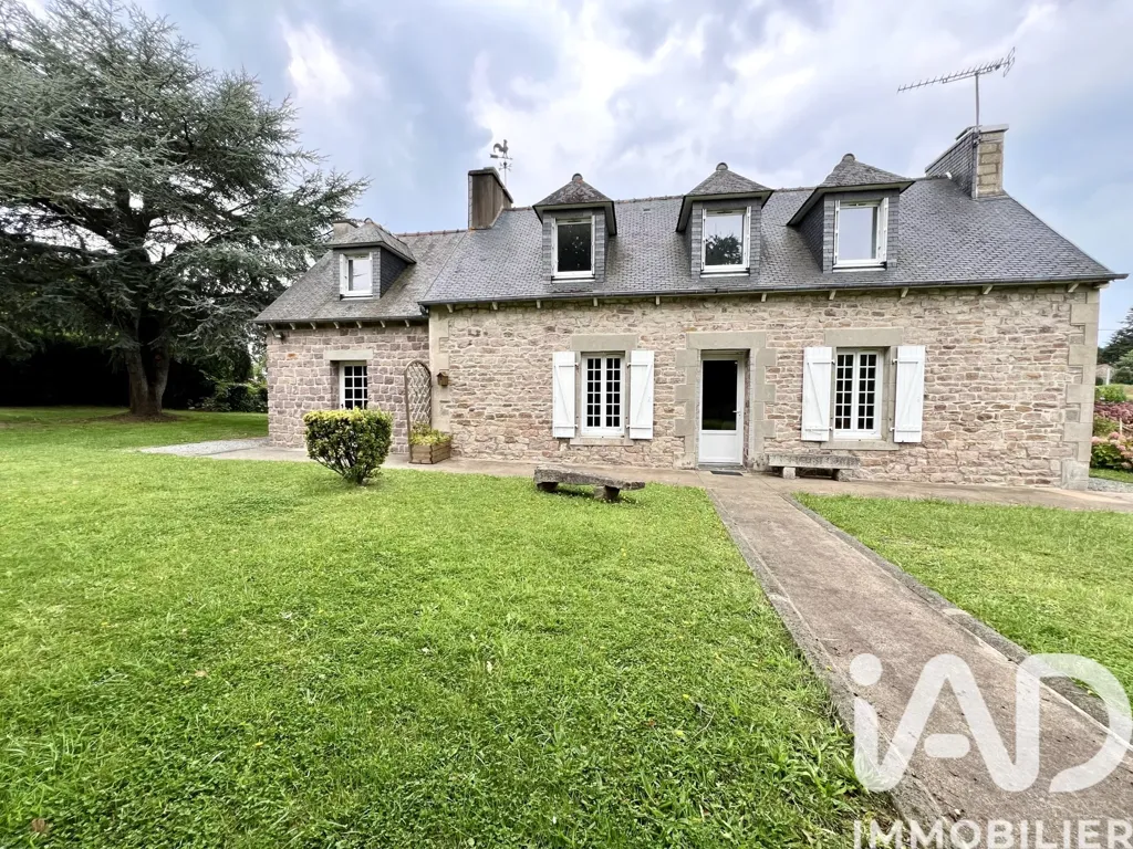 Välivaade - Stone House with Garden near Paimpol