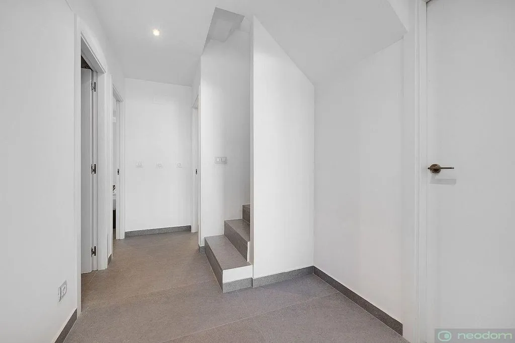 Entrée - Duplex with Pool and Terrace in Guardamar de Segura