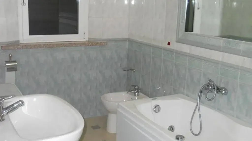 Vannitoad - Fully Renovated Villa with Terrace in Cervia Centre