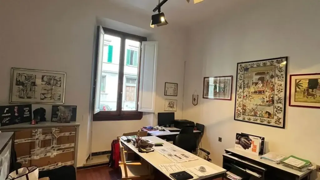 Kabinet - Historic Apartment with Terrazzo in Florence