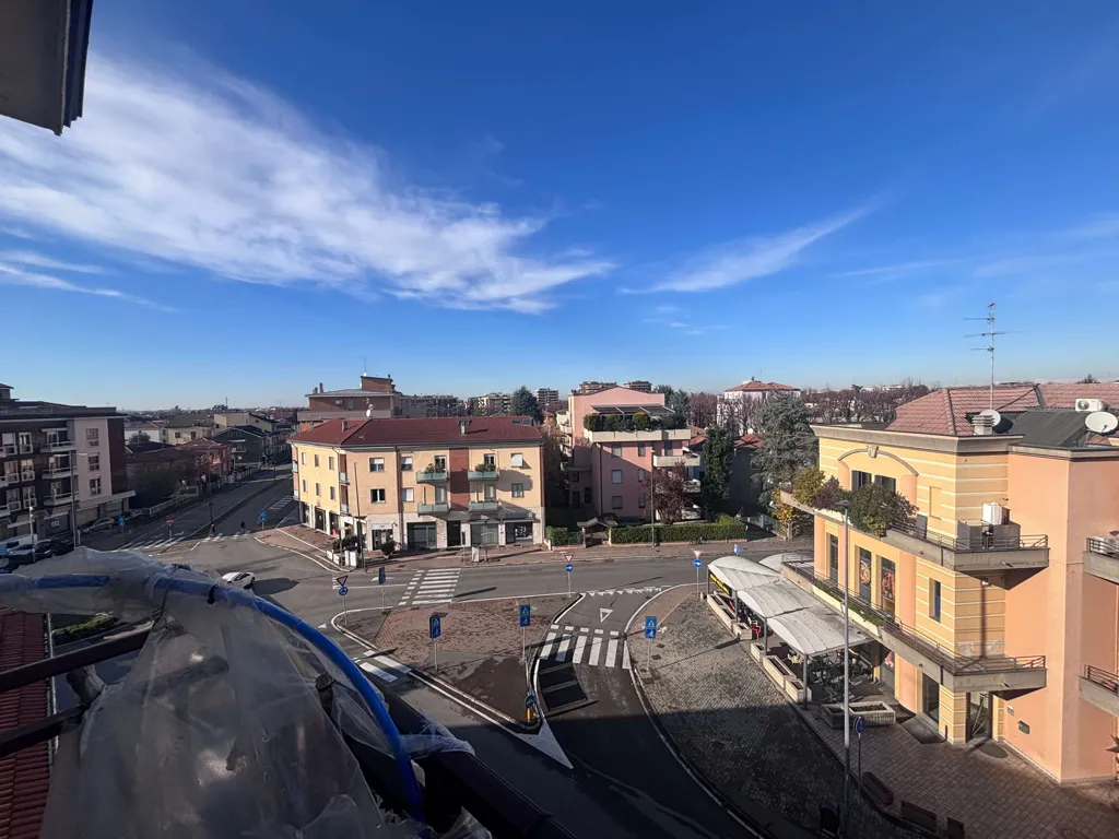 Rõdu - Renovated Apartment with View in Piacenza