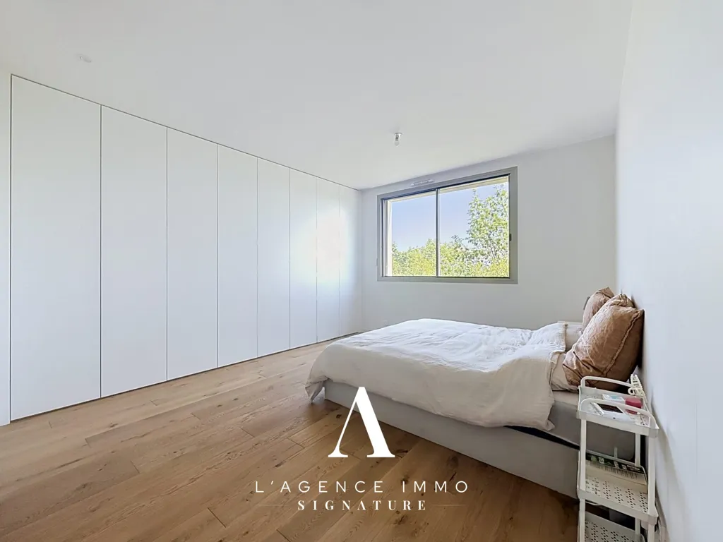 Magamistoad - Contemporary Villa with Mountain View in Grilly