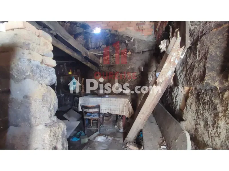 Pièces - Stone Cottage for Renovation with Large Plot in Cebreiro