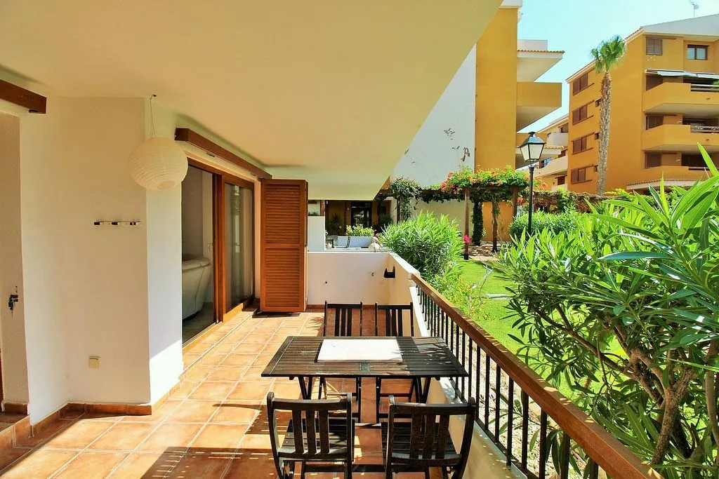 Terrazza - Modern Apartment with Pool in Punta Prima