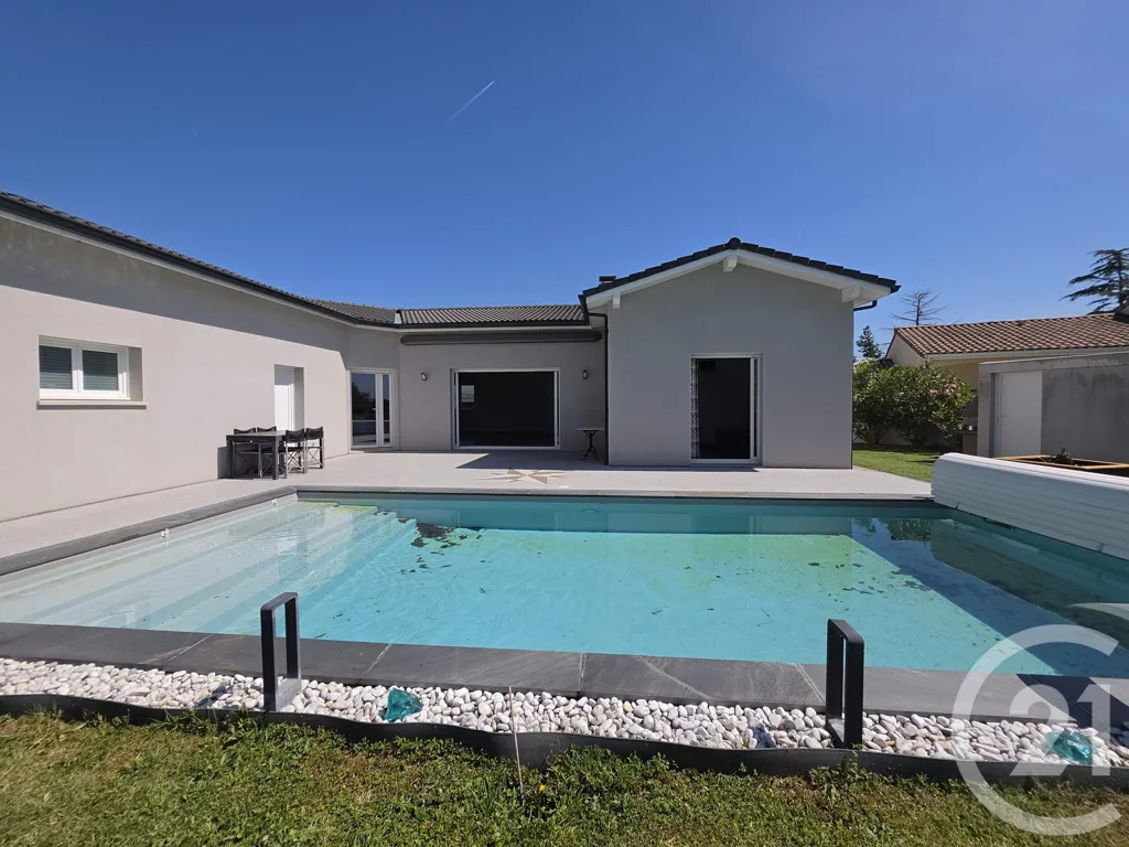 Piscina - Contemporary House with Pool in Muret