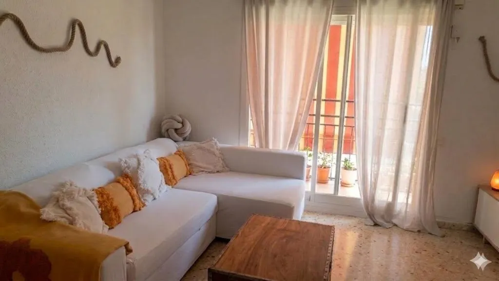 Séjour - Apartment with Sea View Balcony in Les Roquetes