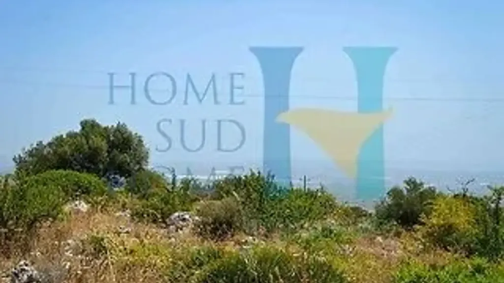 Aed - Buildable Land with Panoramic Potential in Noto