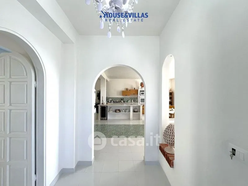 Esik - Villa with Sea View Pool in Siracusa