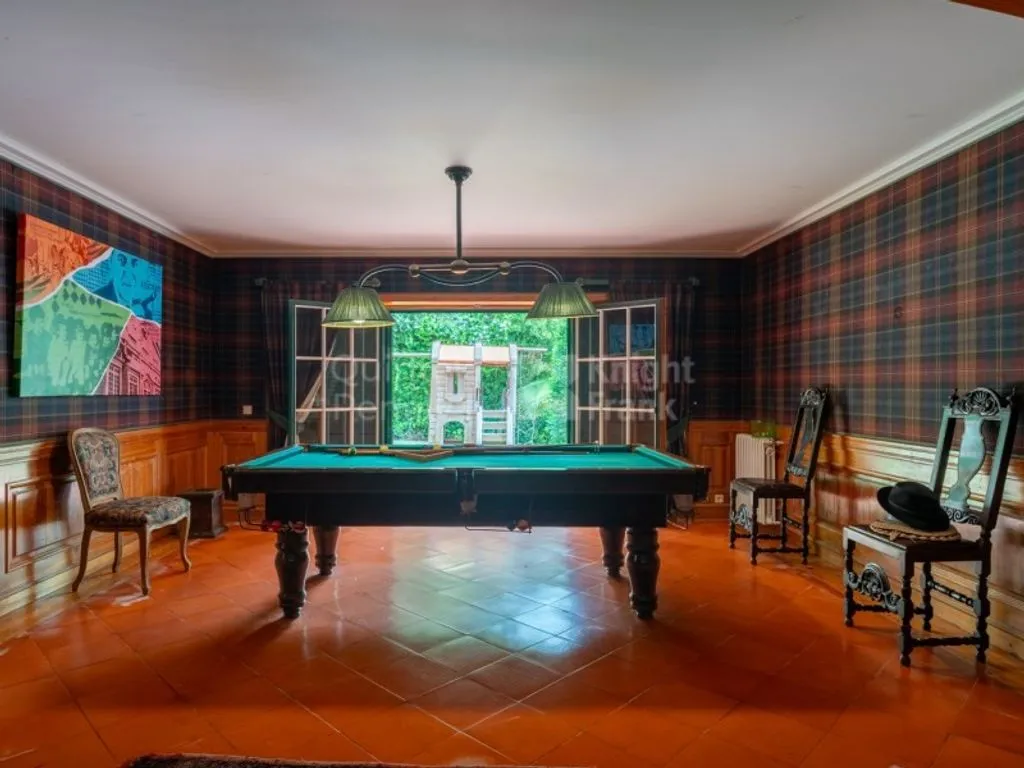 Pièces - Mediterranean Villa with Garden in Birre, Cascais